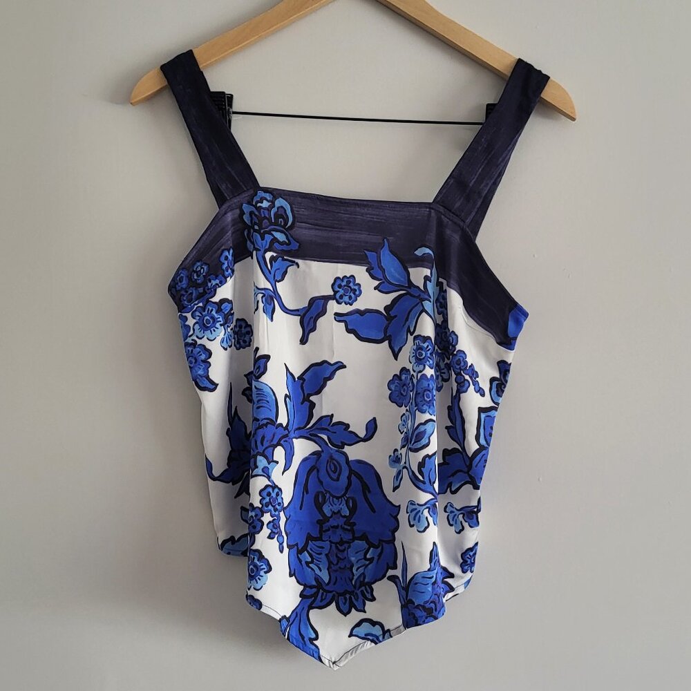 Rachel Zoe Blue and White Floral Top Size Small
